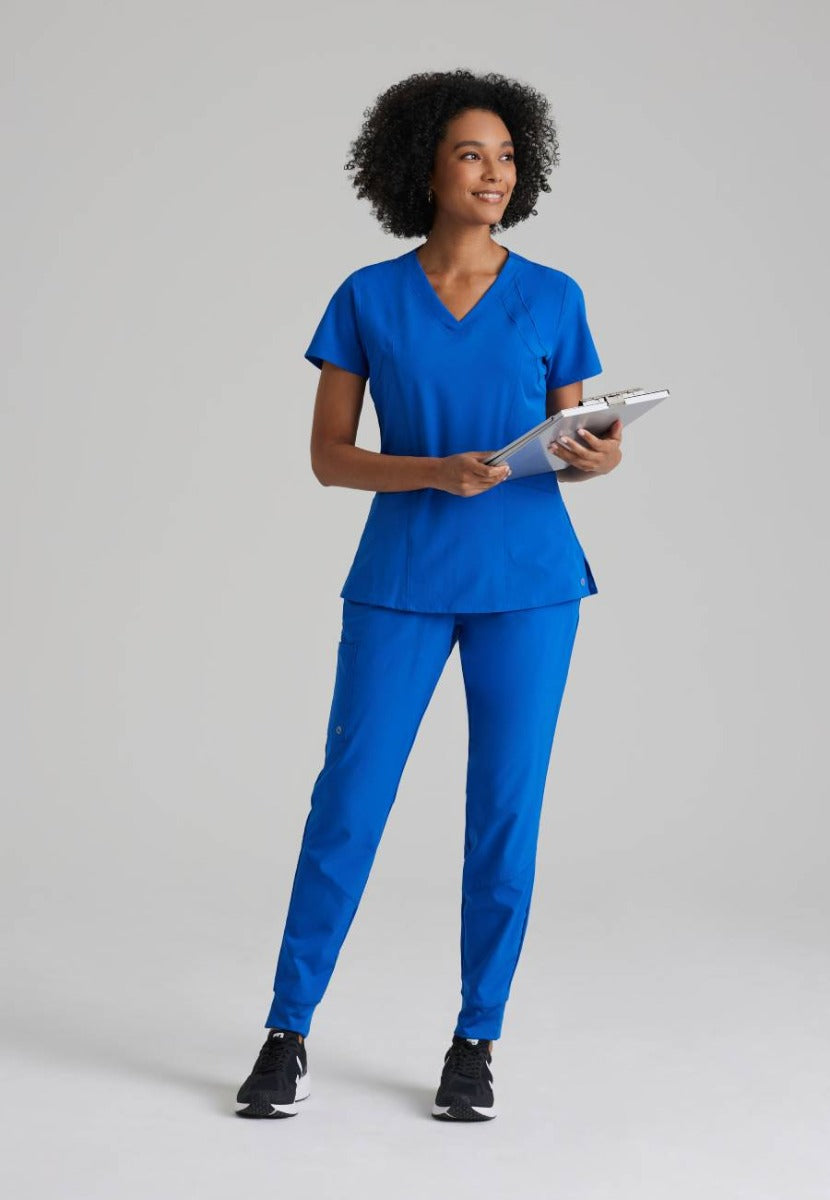 Barco One 4 Pocket V-Neck Perforated Panel Scrub Top | New Royal