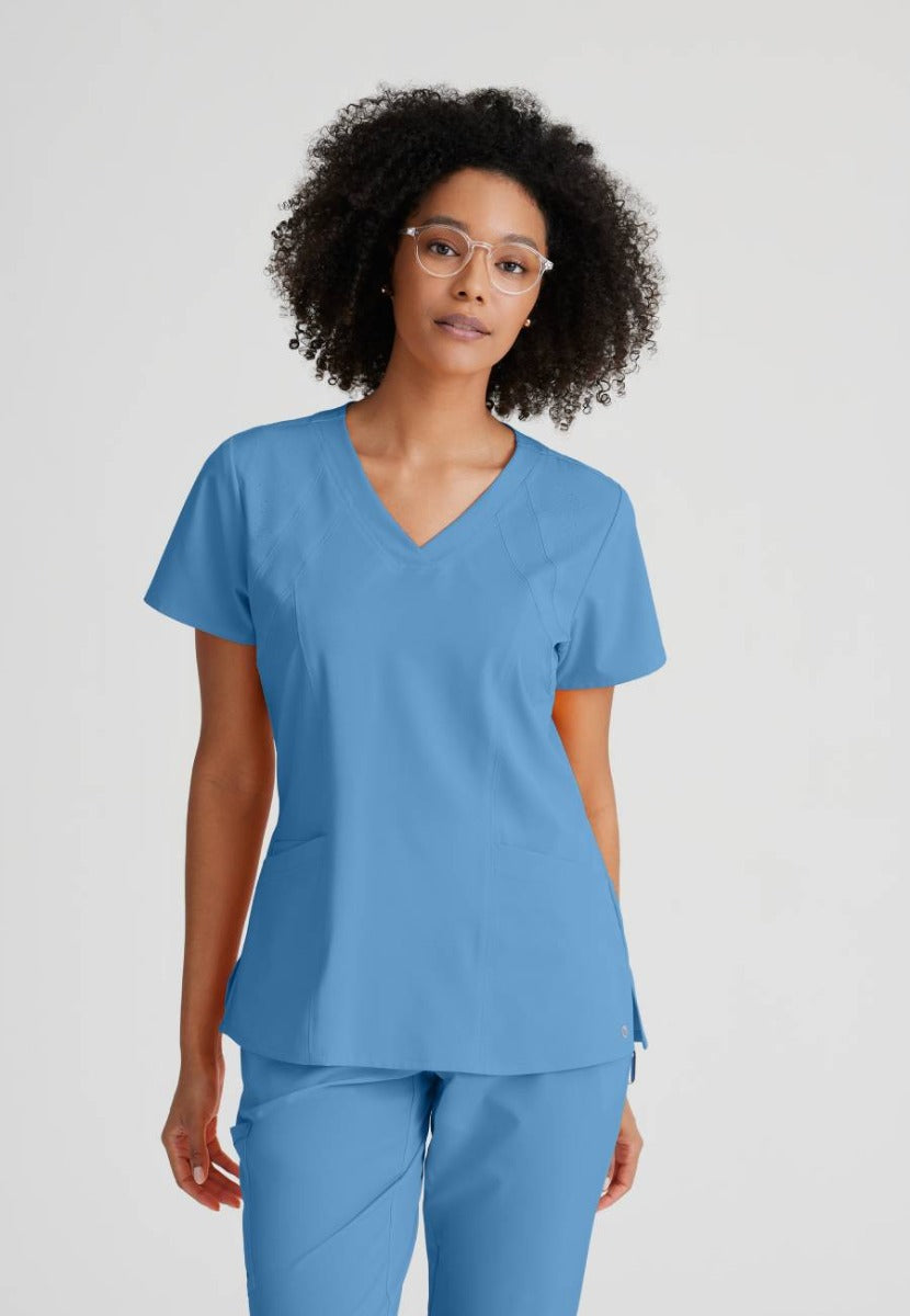 Barco One 4 Pocket V-Neck Perforated Panel Scrub Top | TRUE CEIL